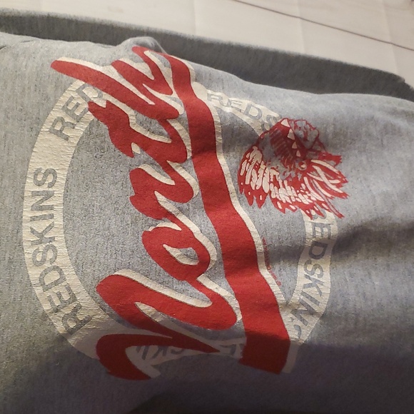 VINTAGE WASHINGTON REDSKINs SWEATSHIRT | XSMALL WOMEN'S - Picture 2 of 8
